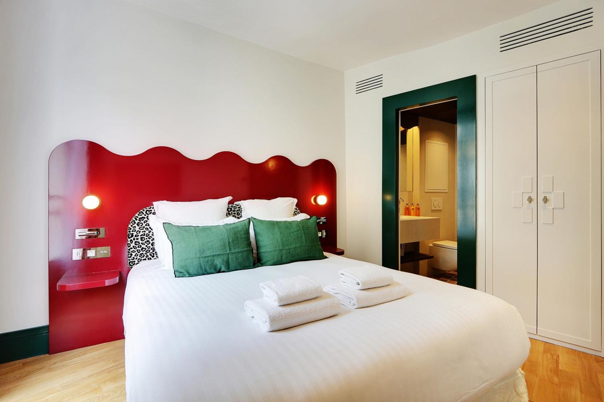 Paris Home Collection Serviced Apartments In Notre Dame - Rue Savoie Exterior photo