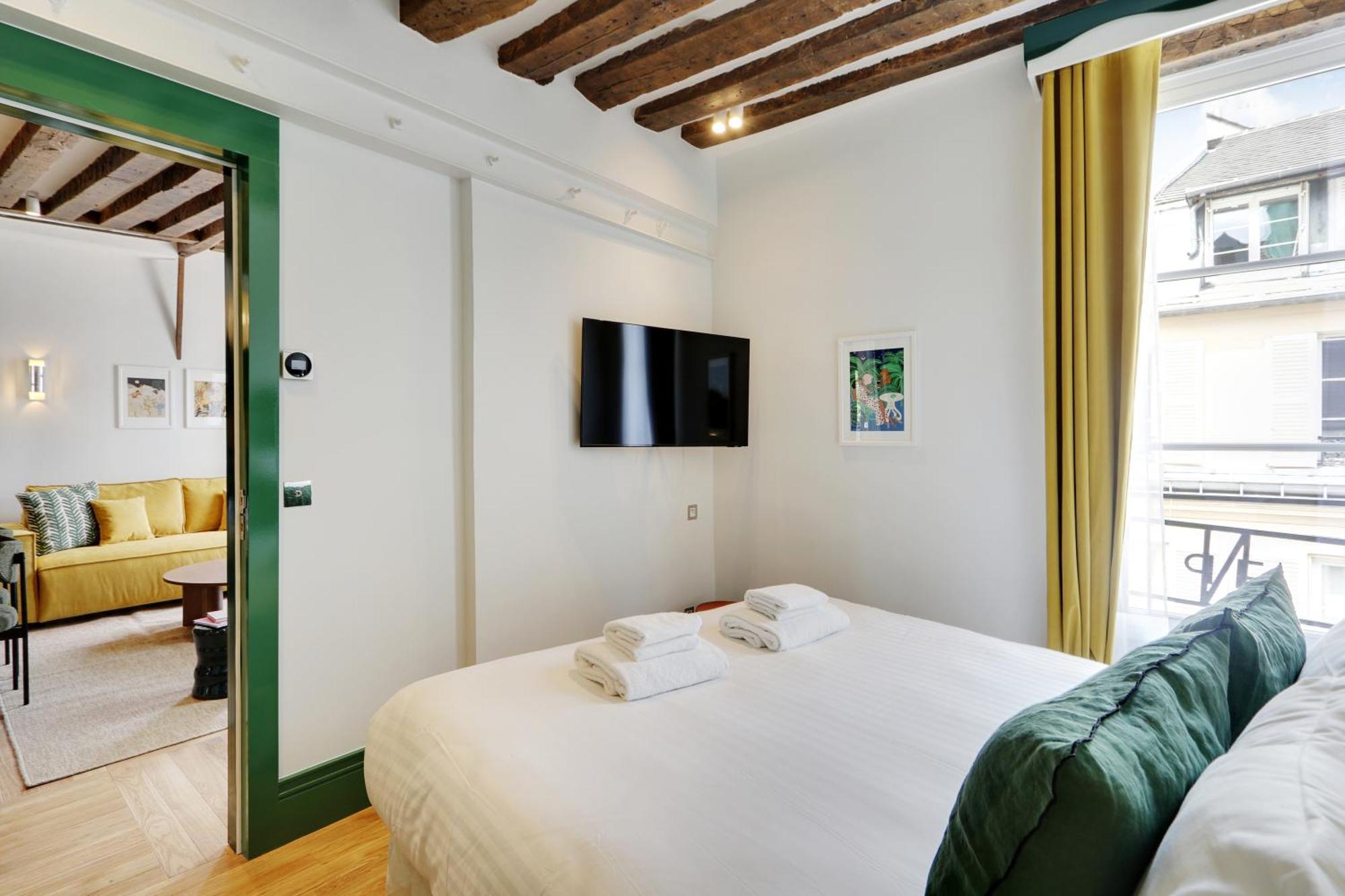Paris Home Collection Serviced Apartments In Notre Dame - Rue Savoie Exterior photo