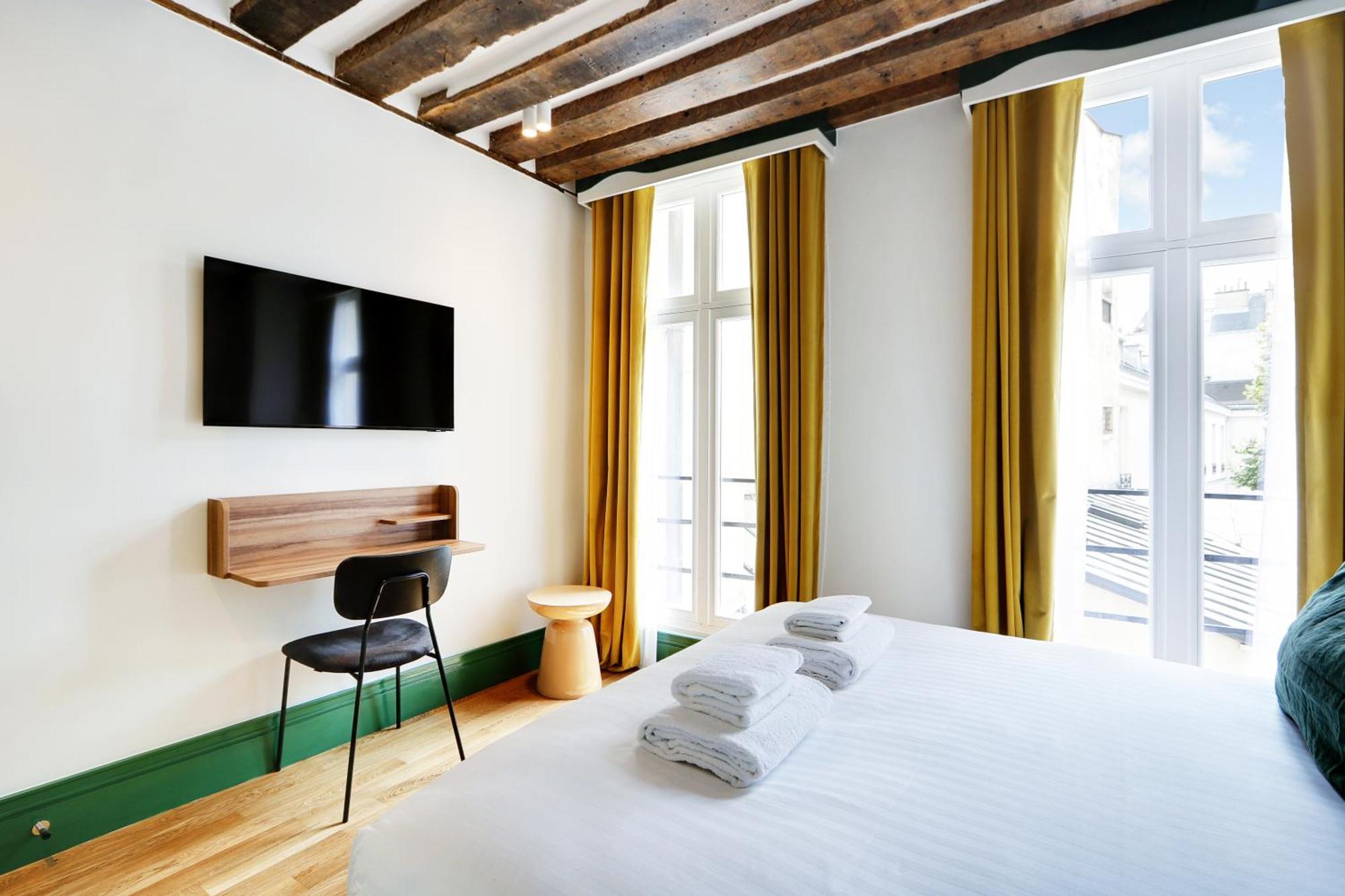 Paris Home Collection Serviced Apartments In Notre Dame - Rue Savoie Exterior photo