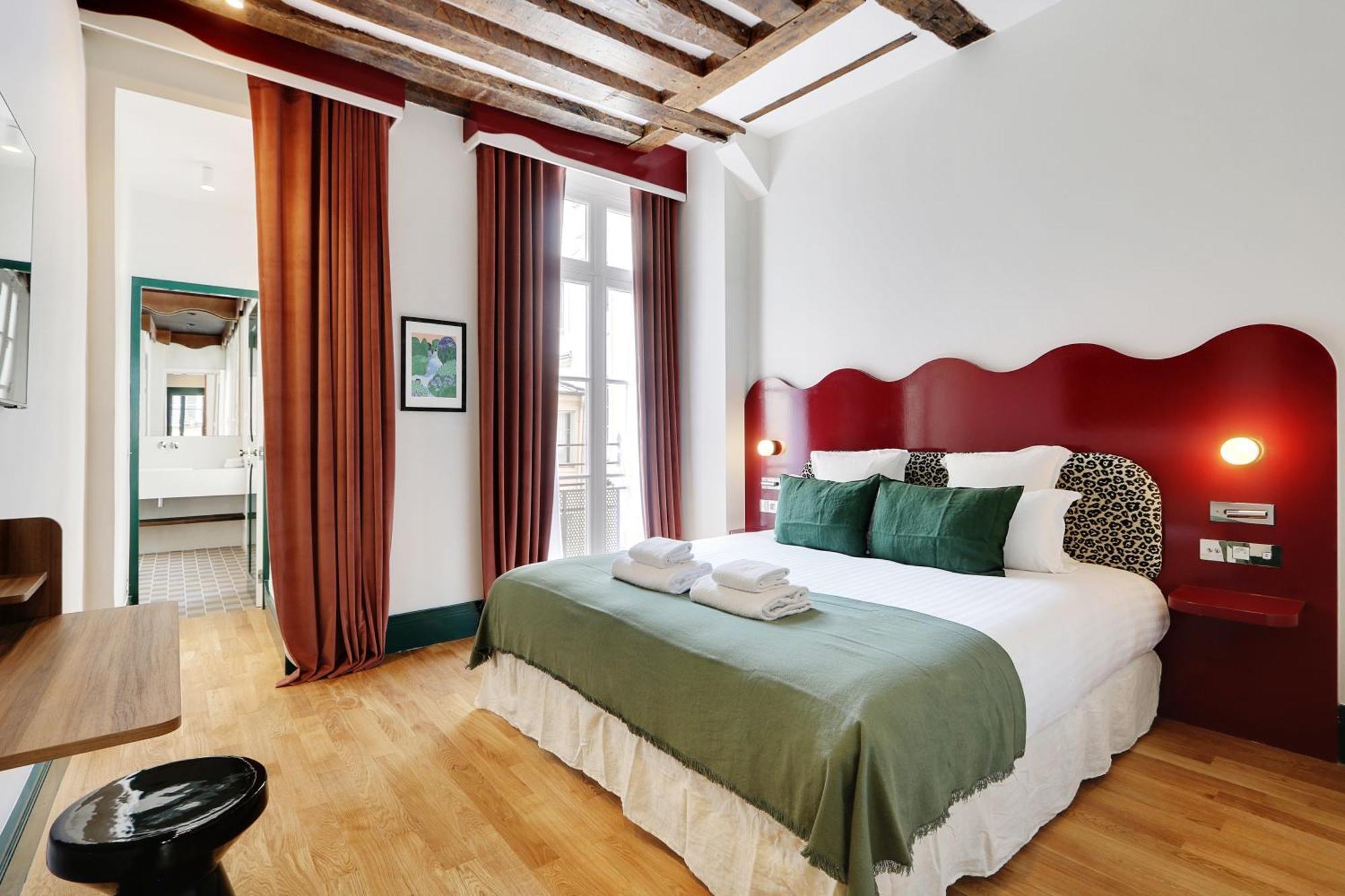 Paris Home Collection Serviced Apartments In Notre Dame - Rue Savoie Exterior photo