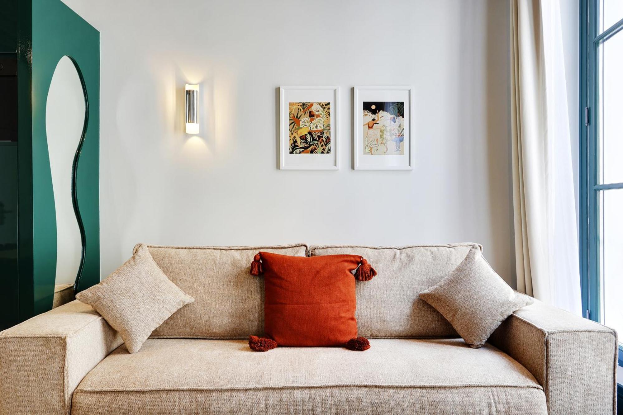 Paris Home Collection Serviced Apartments In Notre Dame - Rue Savoie Exterior photo