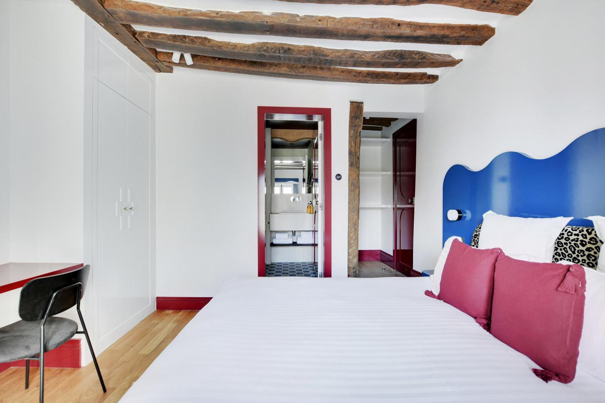 Paris Home Collection Serviced Apartments In Notre Dame - Rue Savoie Exterior photo