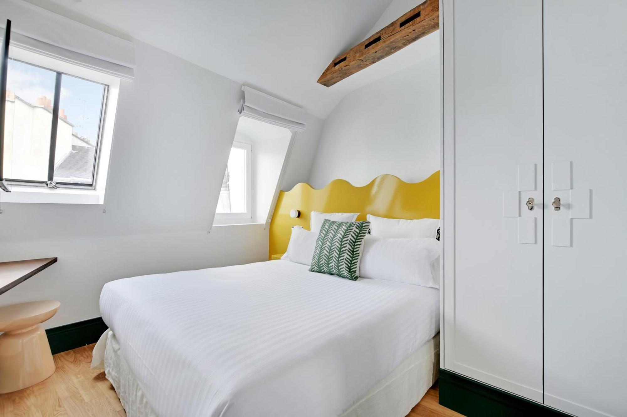 Paris Home Collection Serviced Apartments In Notre Dame - Rue Savoie Exterior photo