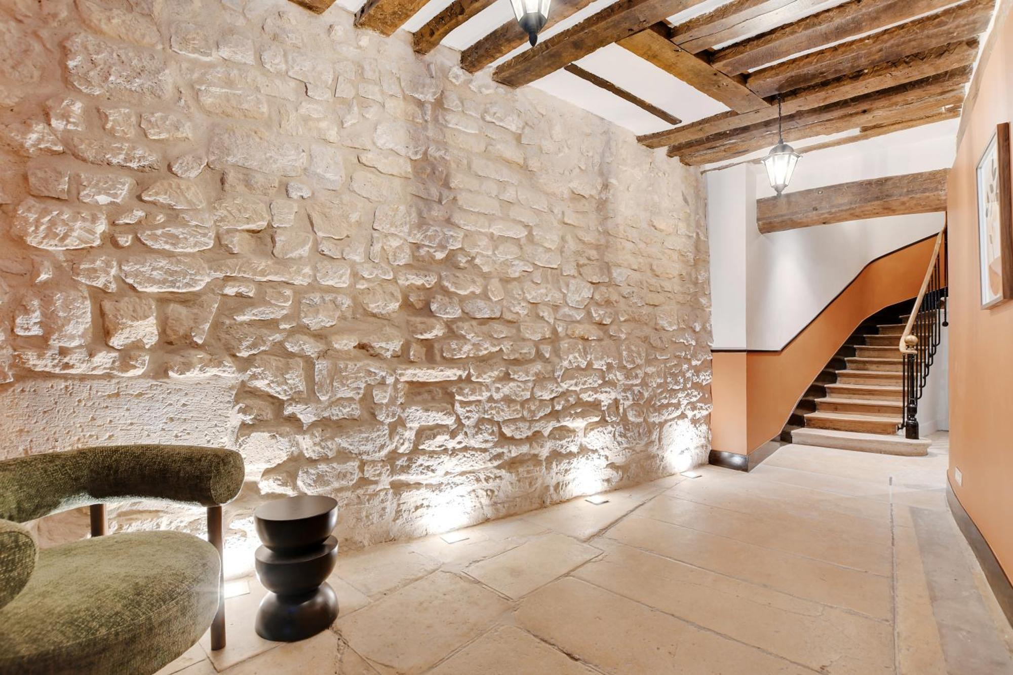 Paris Home Collection Serviced Apartments In Notre Dame - Rue Savoie Exterior photo