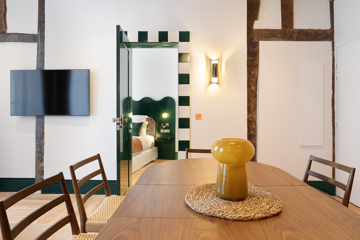 Paris Home Collection Serviced Apartments In Notre Dame - Rue Savoie Exterior photo